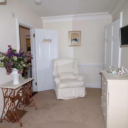 Glebe House * Taghshinny